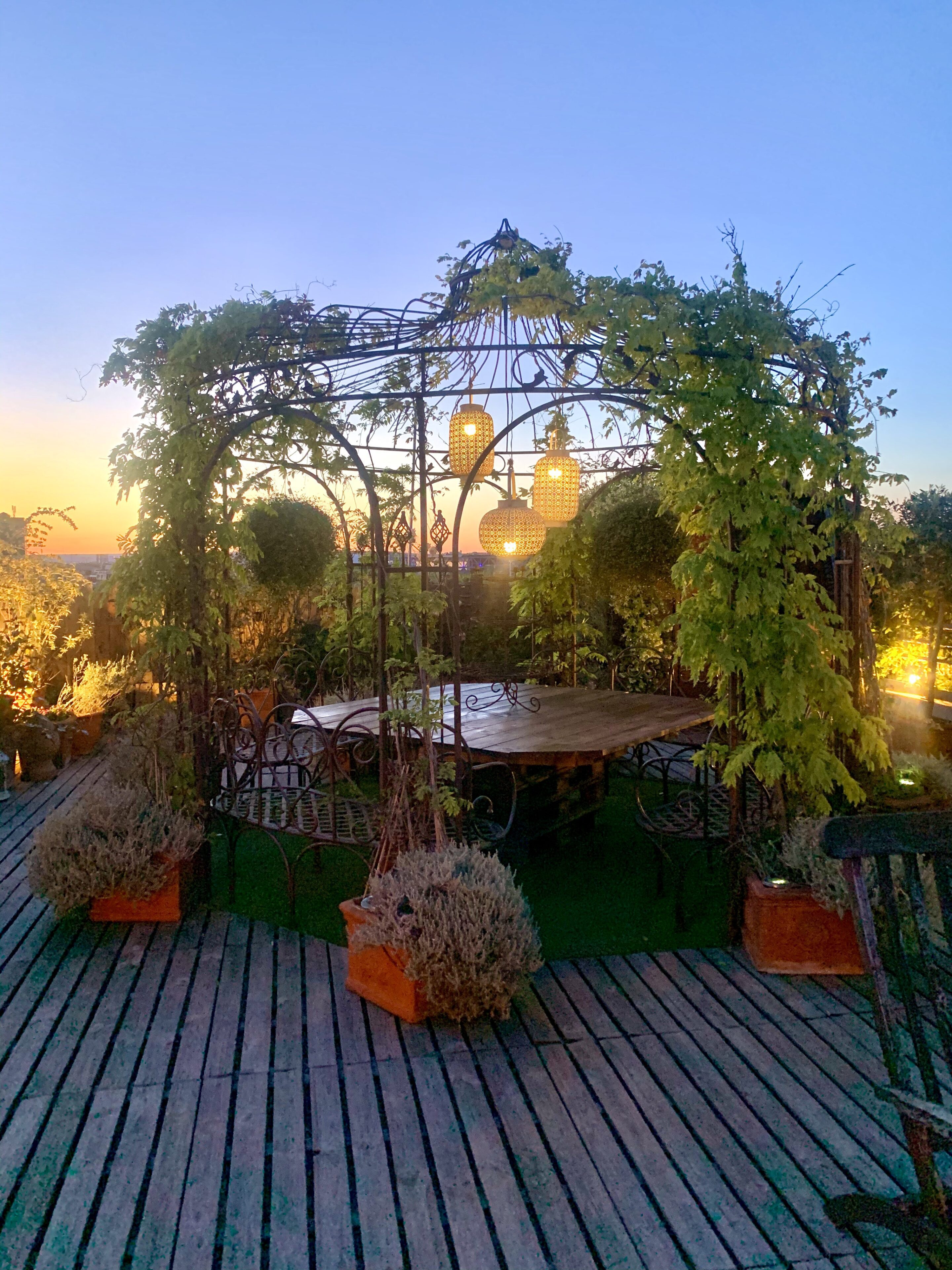 Secret rooftop paris