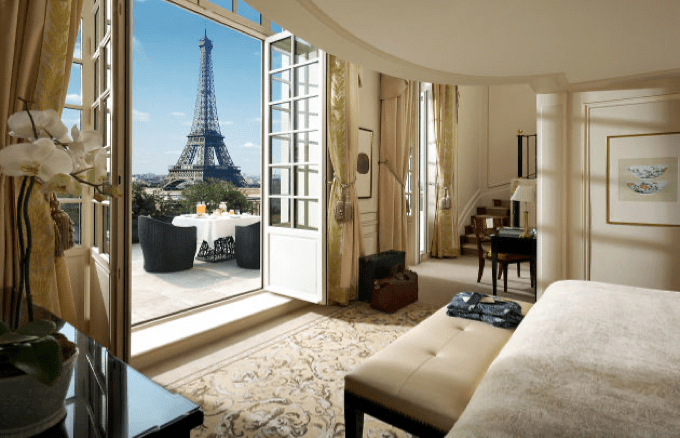 romantic hotel paris for a proposal
