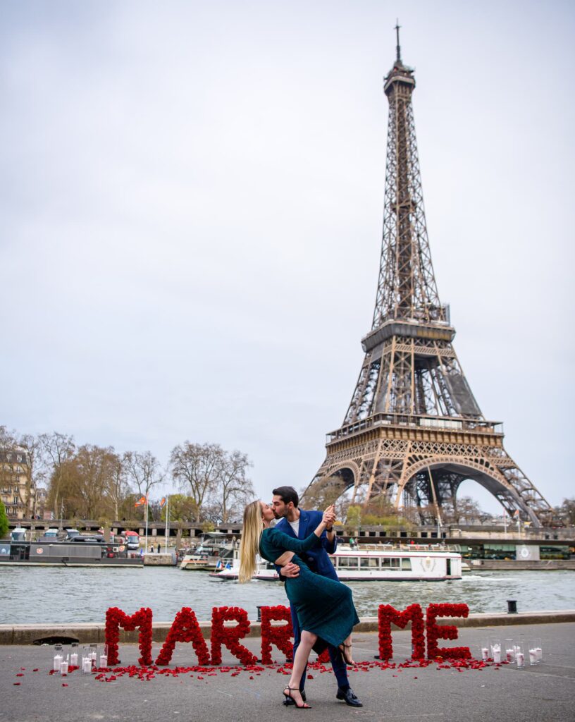 Marry me flower letters Paris Eiffel tower